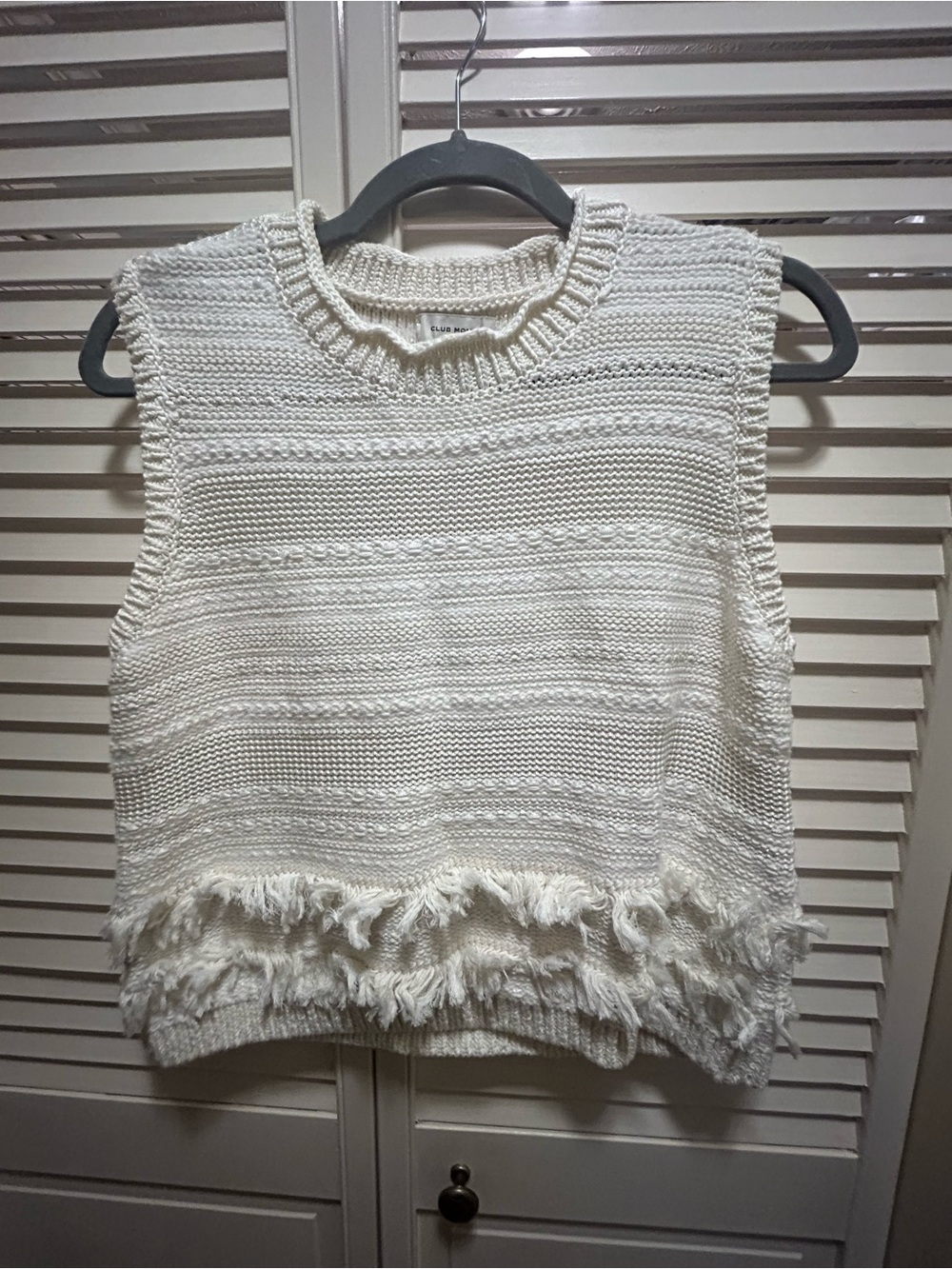 Club Monaco Cream Textured Fringe Knit Sleeveless Sweater Vest